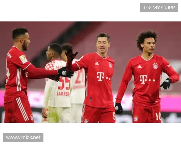 拜仁慕尼黑再陷“换帅风波”：战术混乱与高层分歧，豪门底蕴真能化解危机吗？