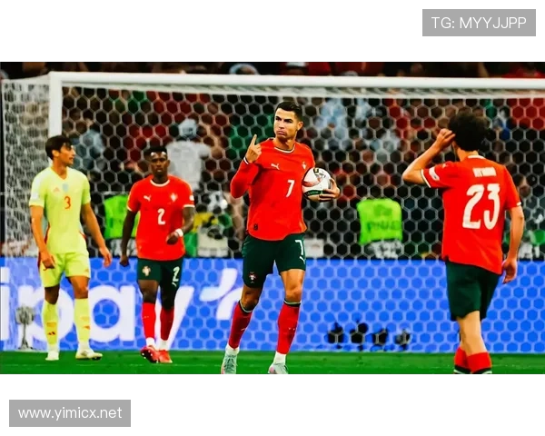 C罗是否拖累球队?战术适配与比赛影响力深度分析 C罗是否拖累球队?战术适配与比赛影响力深度分析