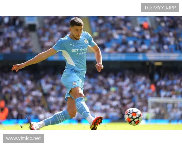 斯通斯与迪亚斯：技术型vs指挥型中卫差异解析